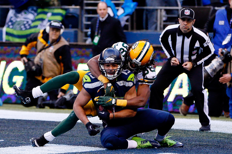 Illustration for article titled Just What The Hell Was That? The 2015 NFC Championship In Photos